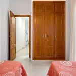 Aptº Jabega, Familias Y Parejas Apartment