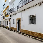 Aptº Jabega, Familias Y Parejas Apartment