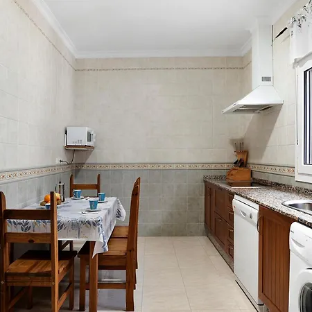 Apartment Aptº Jabega, Familias Y Parejas *